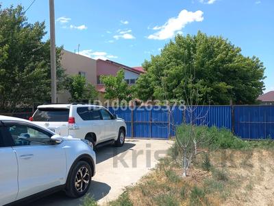 Отдельный дом · 7 комнат · 320 м² · 12 сот., мкр Зарослый, Железнодорожный 292 — Возле магазина Ак Жол за 50 млн ₸ в Атырау