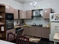 Отдельный дом · 7 комнат · 320 м² · 12 сот., мкр Зарослый, Железнодорожный 292 — Возле магазина Ак Жол за 50 млн ₸ в Атырау — фото 15