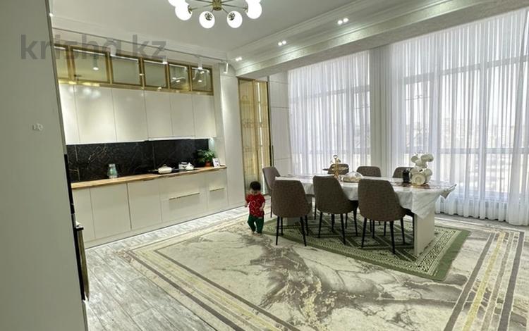 5-бөлмелі пәтер · 253 м² · 9/13 қабат, 16-й мкр 85, бағасы: 118 млн ₸ в Актау — фото 2