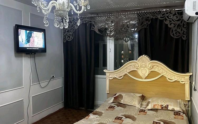 1-комнатная квартира, 32 м² по часам, Мынбулак 38 за 1 500 〒 в Таразе — фото 2