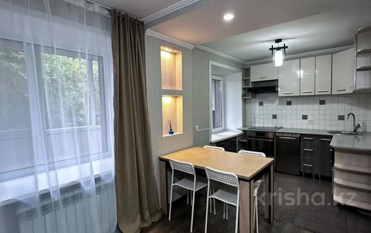 3-комнатная квартира · 65 м² · 2/9 этаж, Бурова 6 — Р-н маг. Волна (БЦ Казахстан) за 300 000 ₸ в Усть-Каменогорске — фото 3