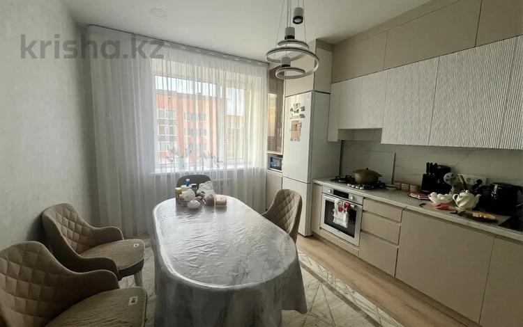 3-комнатная квартира · 82.9 м² · 8/9 этаж, Мкр. Береке за 43.5 млн ₸ в Костанае — фото 2