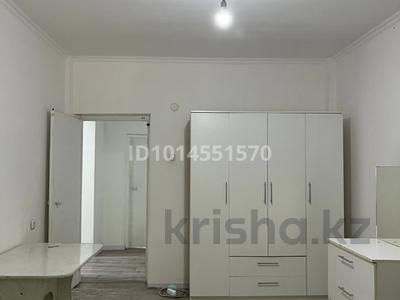 2-комнатная квартира · 50 м² · 1/9 этаж, мкр Аксай-3Б 131 — Төлеби мен яассауи қиылсы за 300 000 ₸ в Алматы, Ауэзовский р-н