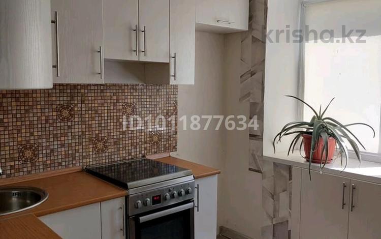 3-бөлмелі пәтер · 59 м² · 2 қабат, Юбилейная 3, бағасы: 9 млн ₸ в Габидена Мустафина — фото 2