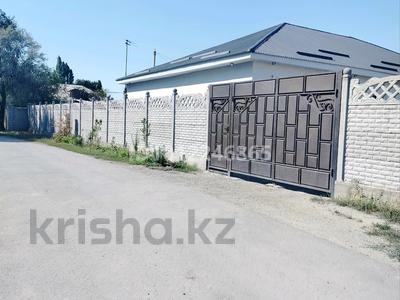 Жеке үй · 6 бөлме · 220 м² · 10 жүзд., Жалпақтөбе ш/а., Жикил 15 — Жибек жолы, бағасы: 39 млн ₸ в Таразе, мкр Жалпак-Тобе