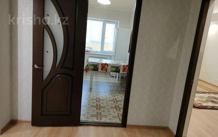 2-бөлмелі пәтер · 64 м² · 1/5 қабат, мкр. Алтын орда, Санкибай батыра 38, бағасы: 150 000 ₸ в Актобе — фото 2