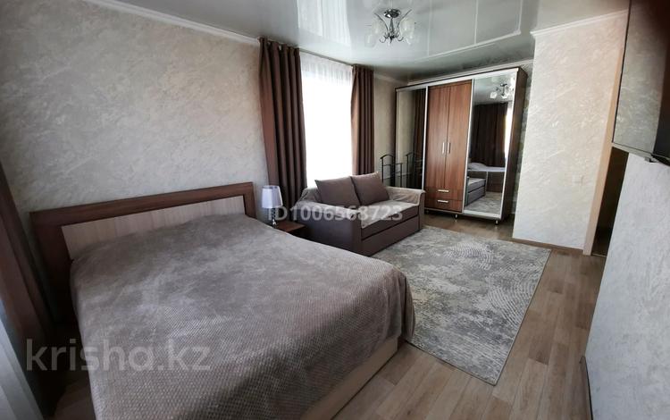1-бөлмелі пәтер · 40 м² · 4/5 қабат, Интернациональная 30 — Ул.Назарбаева, ул.Жумабаева, р-н м.Берёзка, бағасы: 14 000 ₸ в Петропавловске — фото 2