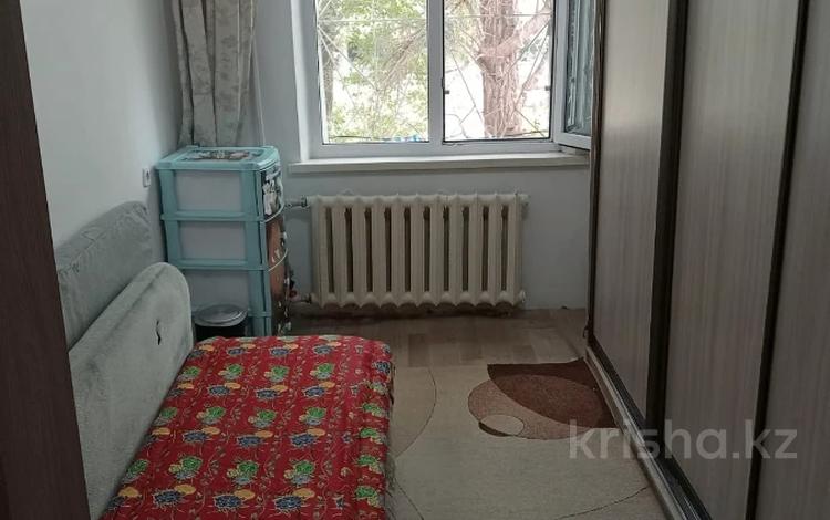 2-бөлмелі пәтер, 44 м², 1/5 қабат, мкр 5, Абулхаир хана, бағасы: 12.5 млн 〒 в Актобе, мкр 5 — фото 2