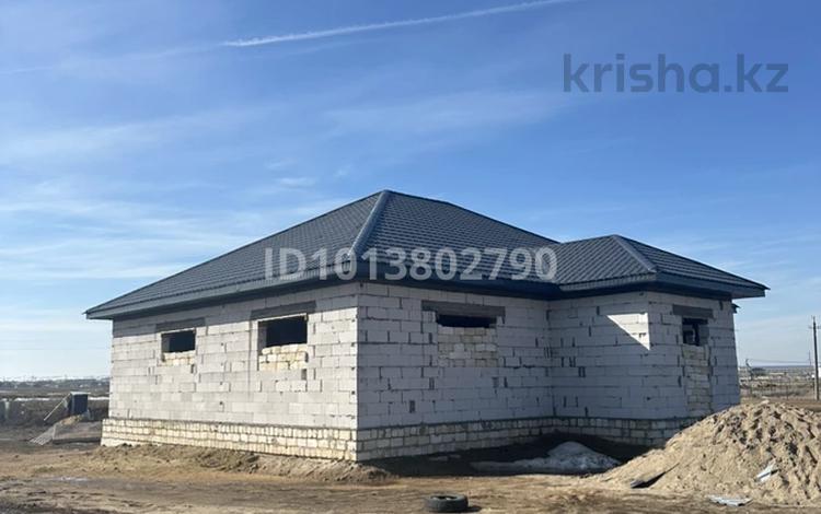 Жеке үй · 4 бөлме · 220 м² · 10 жүзд., Жылқаман батыр, бағасы: 21 млн ₸ в Актобе, жилой массив Жанаконыс — фото 2