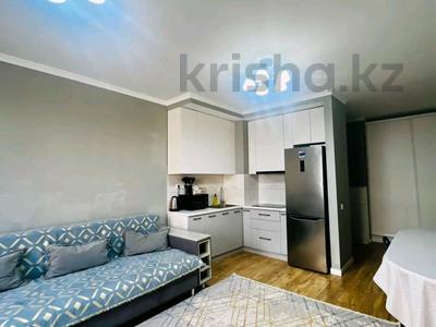2-бөлмелі пәтер · 56 м² · 4/16 қабат, Жандосова 94А — Утепова, бағасы: 17 990 ₸ в Алматы, Бостандыкский р-н