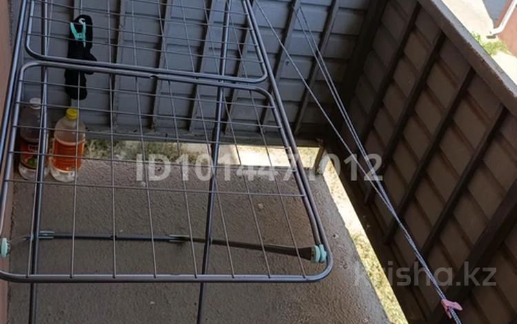 1-бөлмелі пәтер · 41.2 м² · 3/5 қабат, 1 мкр 16 — Находится возле цона, бағасы: 12.5 млн ₸ в Ленгере — фото 2