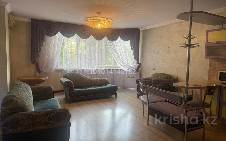 3-бөлмелі пәтер · 110 м² · 2/14 қабат, Масанчи 98В — Абая Масанчи, бағасы: 27 000 ₸ в Алматы, Бостандыкский р-н — фото 2