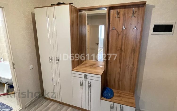 2-бөлмелі пәтер · 68.2 м² · 3/5 қабат, АДС 266, бағасы: 110 000 ₸ в Туркестане — фото 2