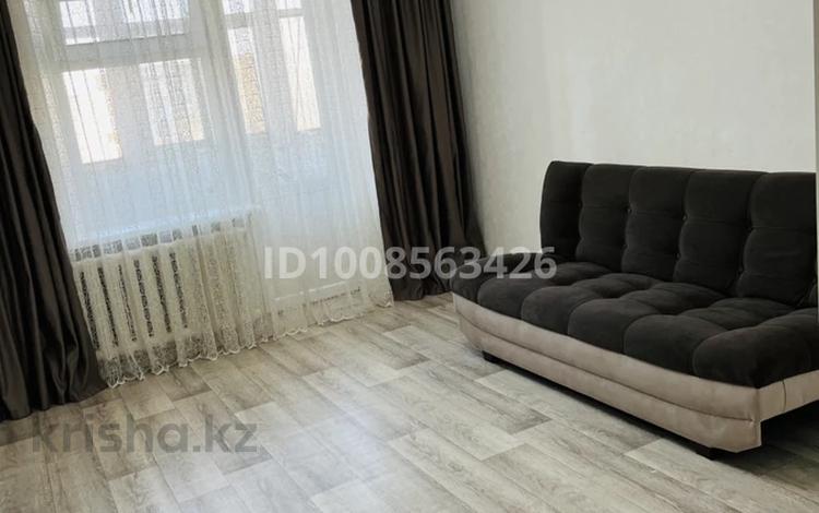 3-бөлмелі пәтер · 62 м² · 8/9 қабат, Камзина 20 — Естая Камзина, бағасы: 29 млн ₸ в Павлодаре — фото 2