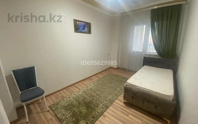 3-комнатная квартира, 130 м², 4/17 этаж помесячно, Кунаева 91