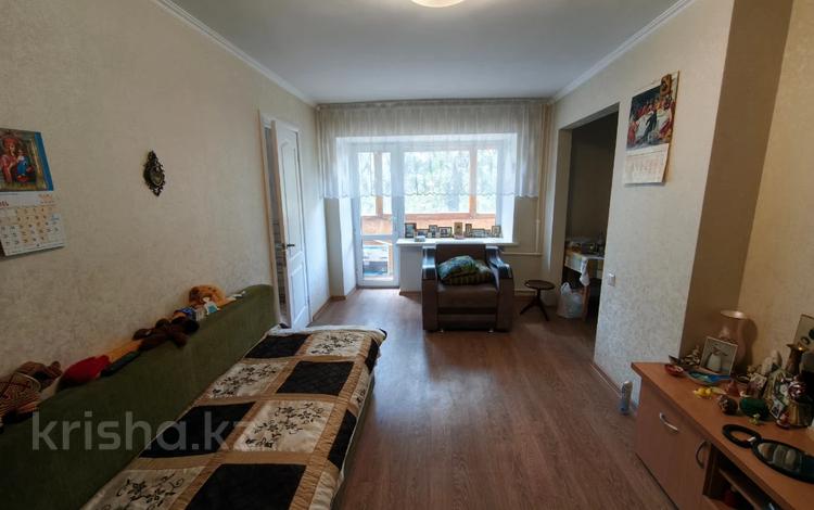2-бөлмелі пәтер · 43.5 м² · 3/5 қабат, Жаңа қала ш/а., Лободы 34, бағасы: 17 млн ₸ в Караганде, Казыбек би р-н — фото 2
