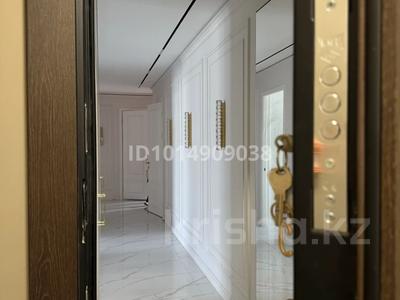 4-бөлмелі пәтер · 113 м² · 11/12 қабат, Шұғыла ш/а. 139/12, бағасы: 94 млн ₸ в Алматы, Наурызбайский р-н
