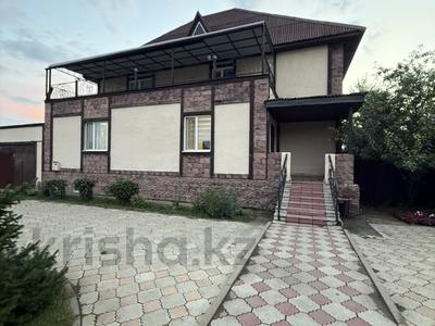 Отдельный дом · 6 комнат · 414.6 м² · 10 сот., Абая 24 за 140 млн ₸ в Щучинске