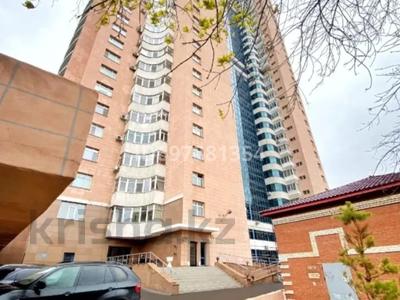 Продажа квартир в Астане: 4-комнатная квартира · 163 м² · 12/30 этаж, Габдуллина 17 — Кенесары за 66 млн 〒 4-комнатная квартира · 163 м² · 12/30 этаж, Габдуллина 17 — Кенесары за 66 млн 〒 в Астане, р-н Байконур