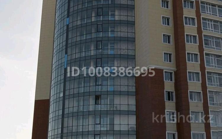 4-бөлмелі пәтер · 174 м² · 8/13 қабат, Мукан Тулебаев 5, бағасы: 60 млн ₸ в Астане, Алматы р-н — фото 2