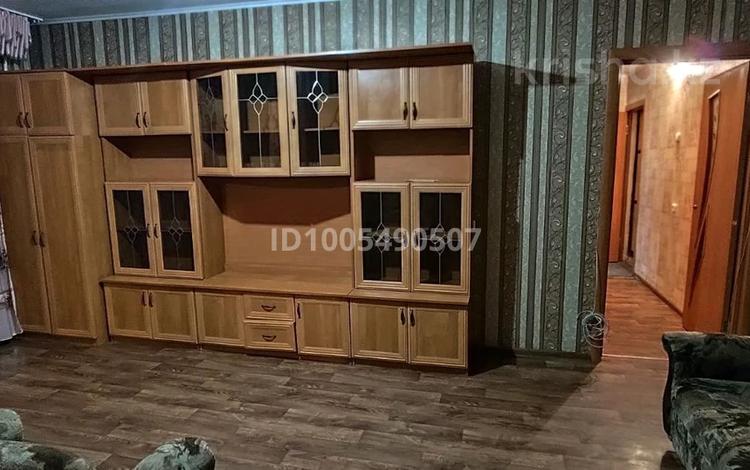 4-комнатная квартира · 42 м² · 1/5 этаж, Пришахтинск, Пришахтинск, 23й микрорайон 40 за 130 000 〒 в Караганде, Алихана Бокейханова р-н — фото 2