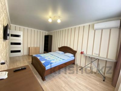 1-бөлмелі пәтер · 40 м² · 1/5 қабат, мкр 11 85 — Шайкенова, бағасы: 2 000 〒 в Актобе
