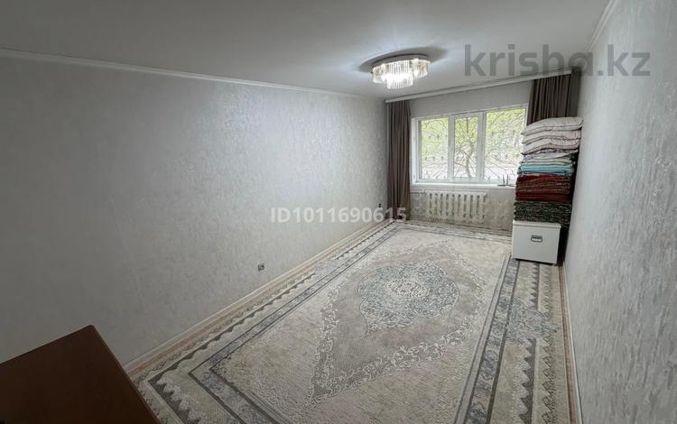2-бөлмелі пәтер · 42.2 м² · 1/5 қабат, мкр 8 — Гришина, бағасы: 17 млн ₸ в Актобе — фото 2