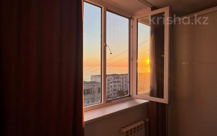 2-бөлмелі пәтер · 50 м² · 4/5 қабат, 15-ш/а. 50, бағасы: 15 000 ₸ в Актау, 15-й мкр — фото 2
