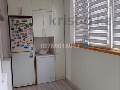 Продажа квартир в Мангистауской обл.: 3-комнатная квартира · 70 м² · 2/5 этаж, 5-й мкр 10 за 26 млн 〒 3-комнатная квартира · 70 м² · 2/5 этаж, 5-й мкр 10 за 26 млн 〒 в Актау