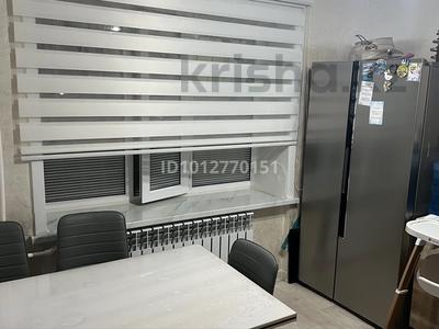 3-комнатная квартира · 80 м² · 1/4 этаж, Байконурова 123а за 250 000 ₸ в Жезказгане