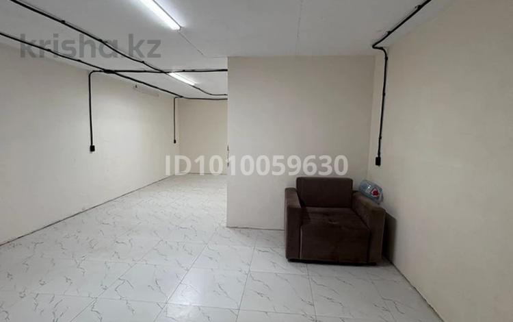 Свободное назначение · 48 м² за 200 000 ₸ в Астане, Сарайшык р-н — фото 9