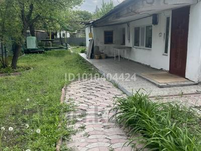 Жеке үй · 3 бөлме · 46.9 м² · 5 жүзд., Ауезова 5 — Рынок Жулдыз, бағасы: 20 млн ₸ в 