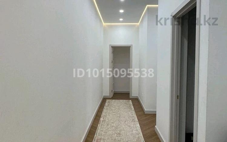 2-бөлмелі пәтер · 74 м² · 1/9 қабат, Нұрсая ш/а., Абулхайр-хана 69/5, бағасы: 54.5 млн ₸ в Атырау, мкр Нурсая — фото 3