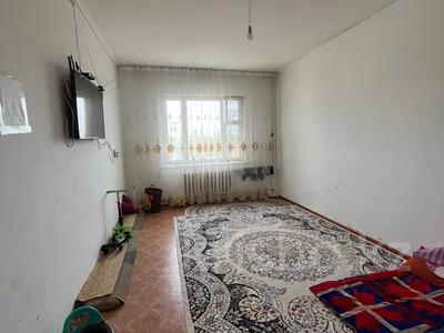 Пәтерлер в Жамбылской обл.: 2-бөлмелі пәтер · 54 м² · 4/5 қабат, массив Карасу 5, бағасы: 12.5 млн 〒 2-бөлмелі пәтер · 54 м² · 4/5 қабат, массив Карасу 5, бағасы: 12.5 млн 〒 в Таразе