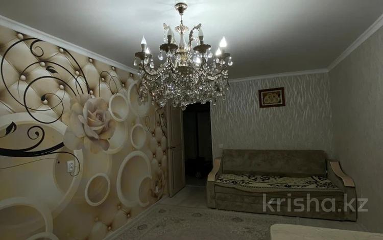 2-комнатная квартира · 56 м² · 5/5 этаж, 4-й мкр 25 за 13.2 млн ₸ в Актау — фото 2