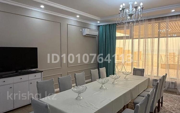 Дом · 6 комнат · 350 м², Золотое Солнышко за 200 000 ₸ в Актау — фото 2