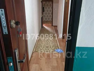 3-комнатная квартира · 56 м² · 3/5 этаж, 17-й микрорайон, 17-й микрорайон 3а — Шаяхметова за 24.5 млн 〒 в Шымкенте, Аль-Фарабийский р-н