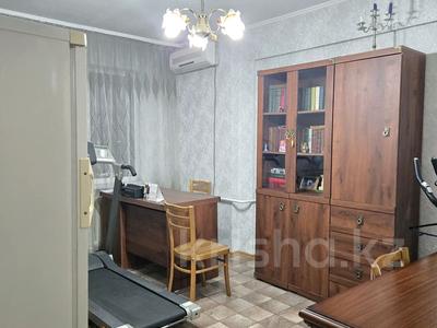 4-комнатная квартира · 85 м² · 5/6 этаж, Севастопольская 3/1 за 31.5 млн ₸ в Усть-Каменогорске
