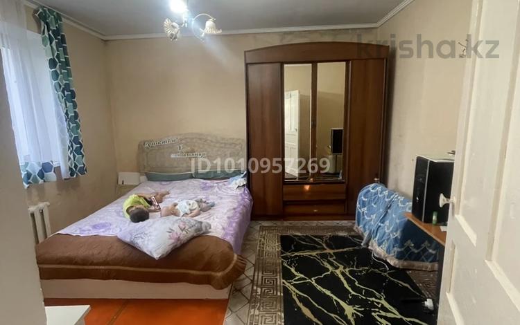Жеке үй · 4 бөлме · 100 м² · 6 жүзд., Капал батыра 50 — 2 мкр, бағасы: 18 млн ₸ в Ленгере — фото 2