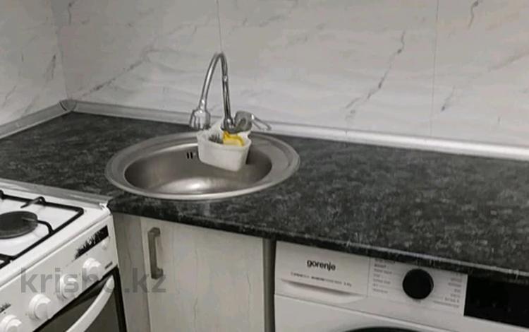 2-комнатная квартира · 44 м² · 3/5 этаж, 5мкр 2б за 160 000 ₸ в Конаеве — фото 2