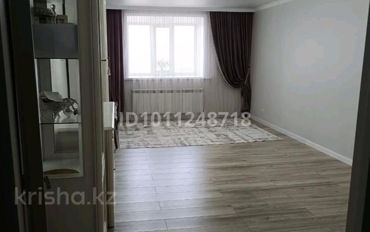 3-бөлмелі пәтер · 92 м² · 10/10 қабат, Юго-Восток ш/а., Сарыарка 6, бағасы: 45 млн ₸ в Караганде, Казыбек би р-н — фото 3