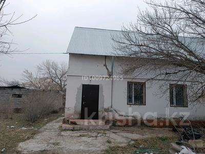 Часть дома · 4 комнаты · 100 м² · 8 сот., Көктем 17 — СМП за 15 млн ₸ в Туркестане