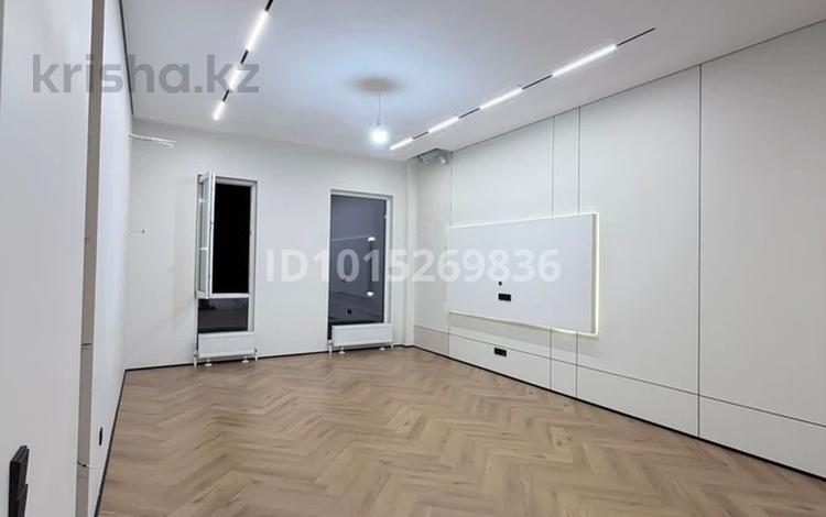 2-бөлмелі пәтер · 56.7 м² · 4/4 қабат, Ақ Шағала -ш/а. 7, бағасы: 44 млн ₸ в Атырау, мкр Ак Шагала — фото 2