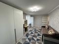 3-комнатная квартира · 63 м² · 5/5 этаж, мкр Юго-Восток, Язева за 21 млн ₸ в Караганде, Казыбек би р-н — фото 6