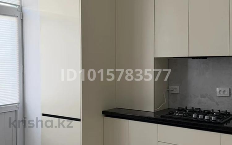 1-комнатная квартира · 42 м² · 4/5 этаж, мкр Асар-2, Микрорайон Асар 2 за 150 000 ₸ в Шымкенте, Абайский р-н — фото 2
