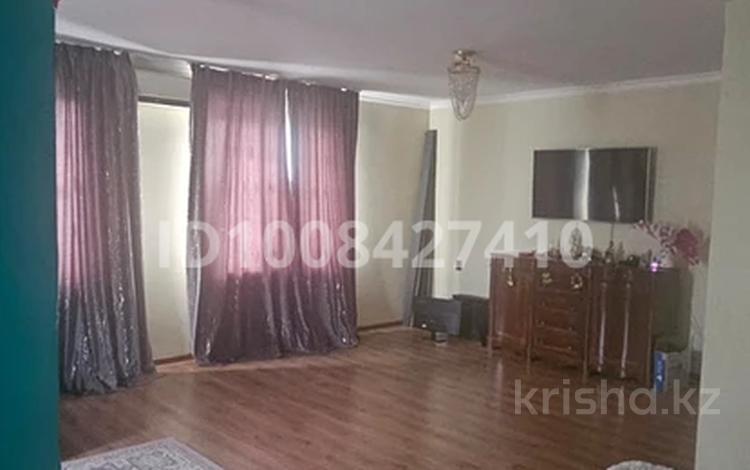 Отдельный дом · 5 комнат · 238.6 м² · 15 сот., Курмангазы 72 за 68.4 млн ₸ в  — фото 2