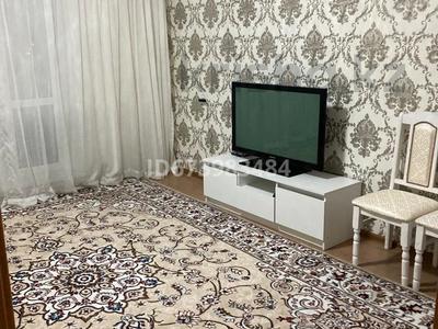 Пәтерлер в Карагандинской обл.: 2-бөлмелі пәтер · 54.1 м² · 6/9 қабат, мкр Юго-Восток, Гульдер 2, бағасы: 180 000 〒 2-бөлмелі пәтер · 54.1 м² · 6/9 қабат, мкр Юго-Восток, Гульдер 2, бағасы: 180 000 〒 в Караганде, Казыбек би р-н