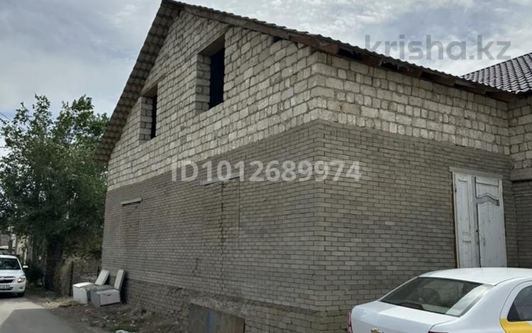 Отдельный дом · 10 комнат · 450 м² · 15 сот., Есенова 37 за 50 млн ₸ в Жезказгане — фото 2