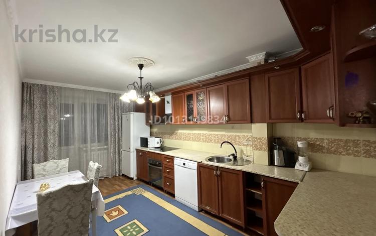 3-комнатная квартира · 95 м² · 6/9 этаж, физкультурная 9/4 за 45 млн ₸ в Семее — фото 56