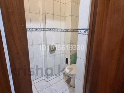 2-бөлмелі пәтер · 52 м² · 4/5 қабат, Алатау ш/а. 45 — Фирканның арты, бағасы: 100 000 ₸ в Таразе, мкр Алатау